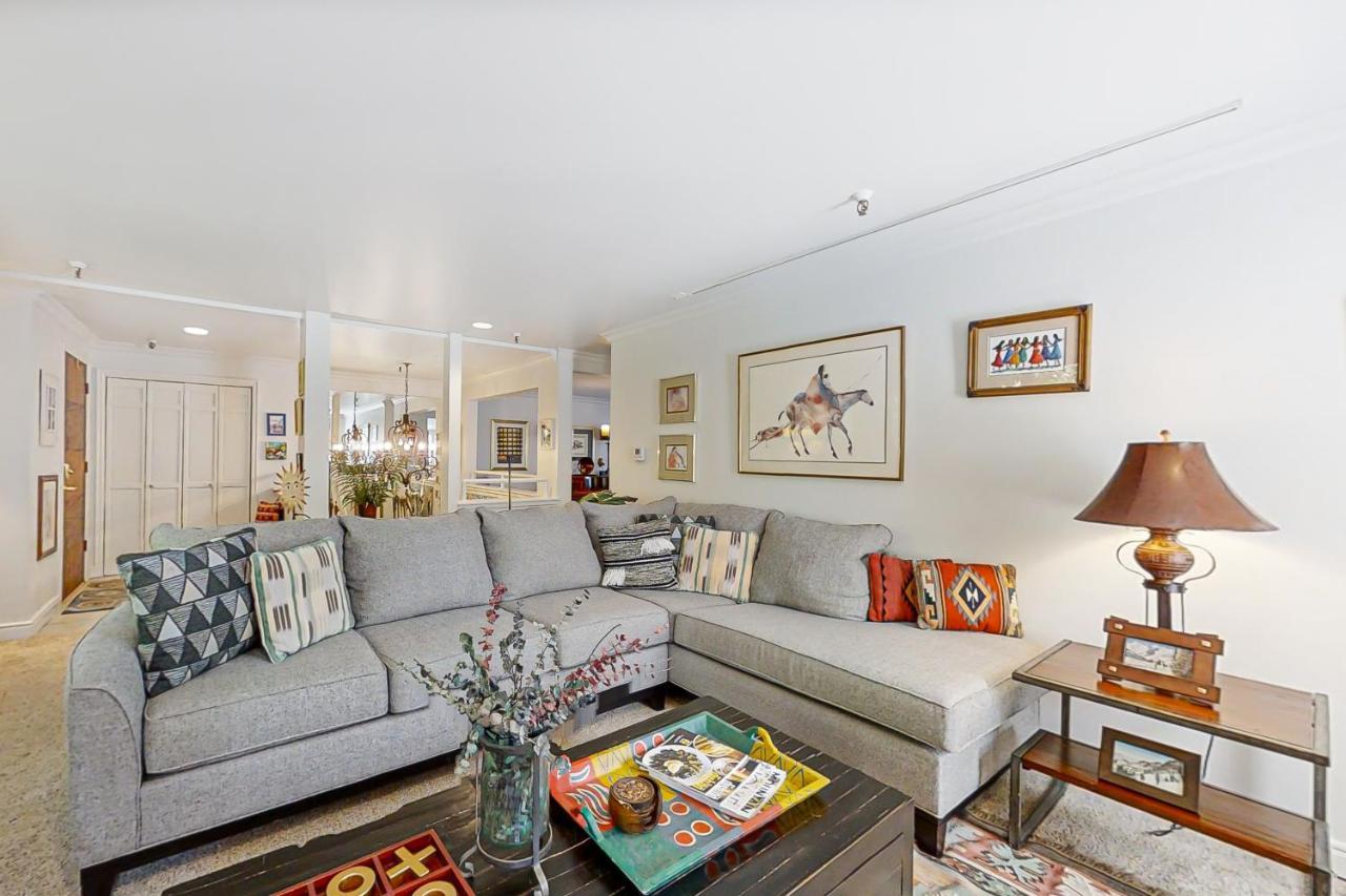 パークシティPark Ave Manor 3Bアパートメント エクステリア 写真