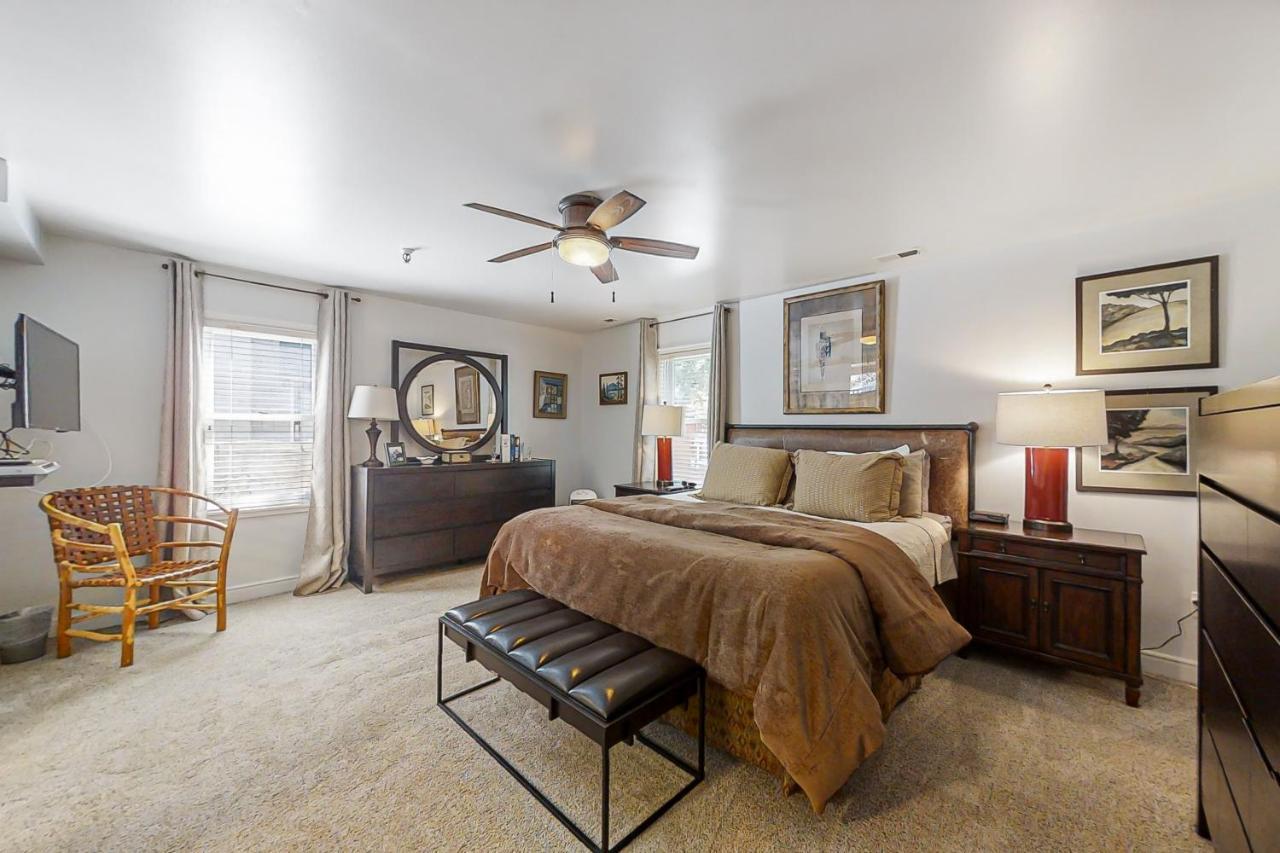 パークシティPark Ave Manor 3Bアパートメント エクステリア 写真